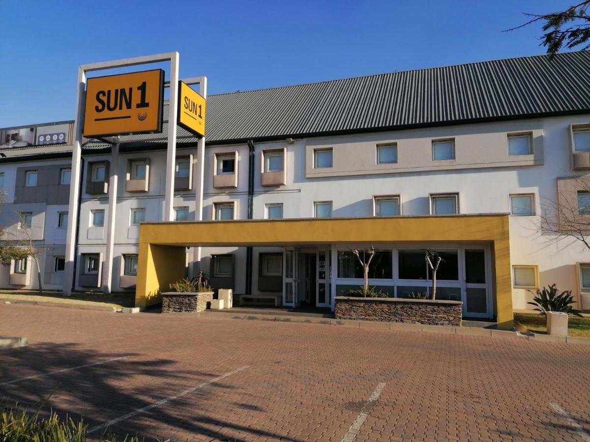 Sun1 Witbank Hotel Exterior foto